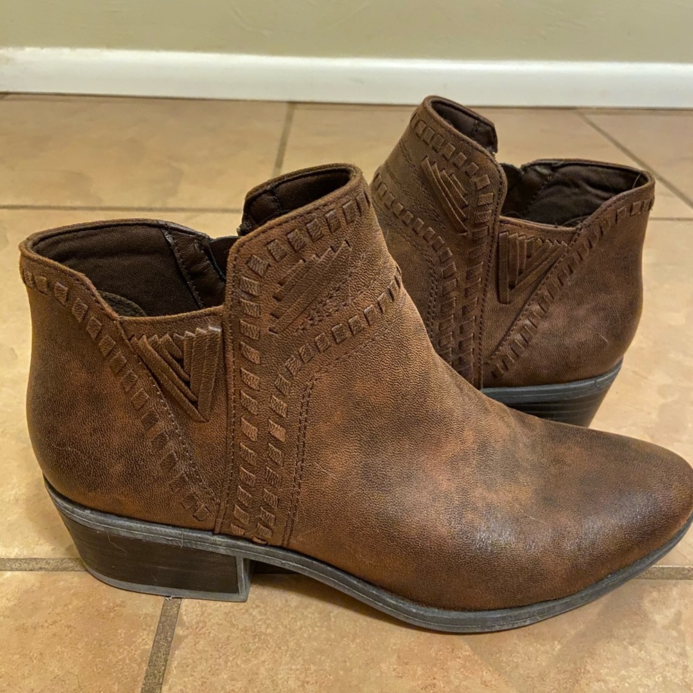 Baretraps Brown Boots
